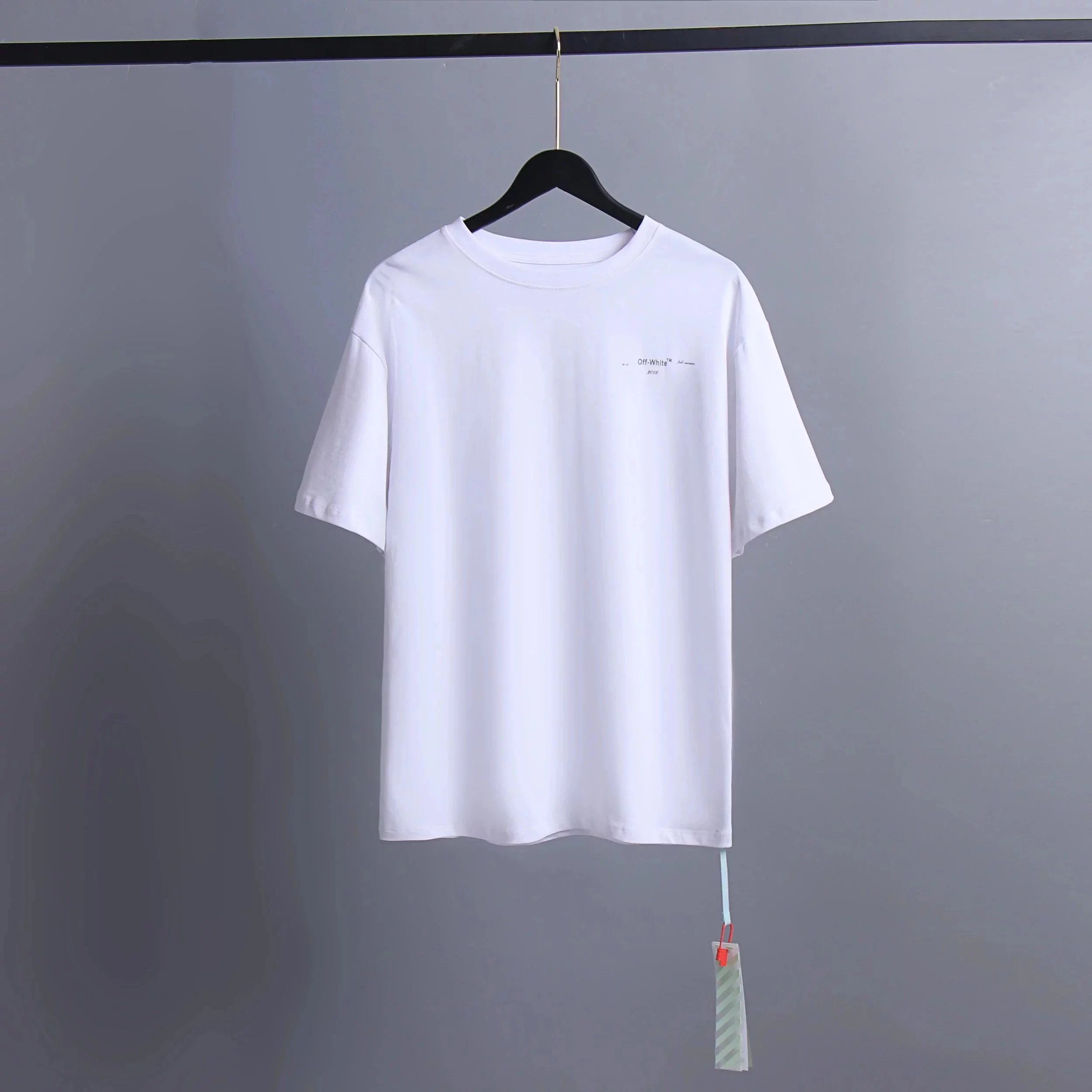 01 white 005