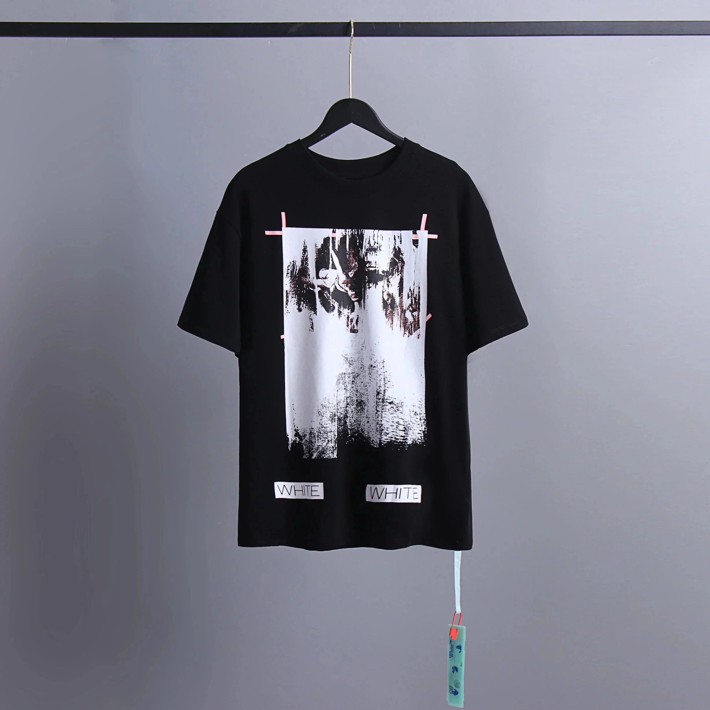 02 Black 005