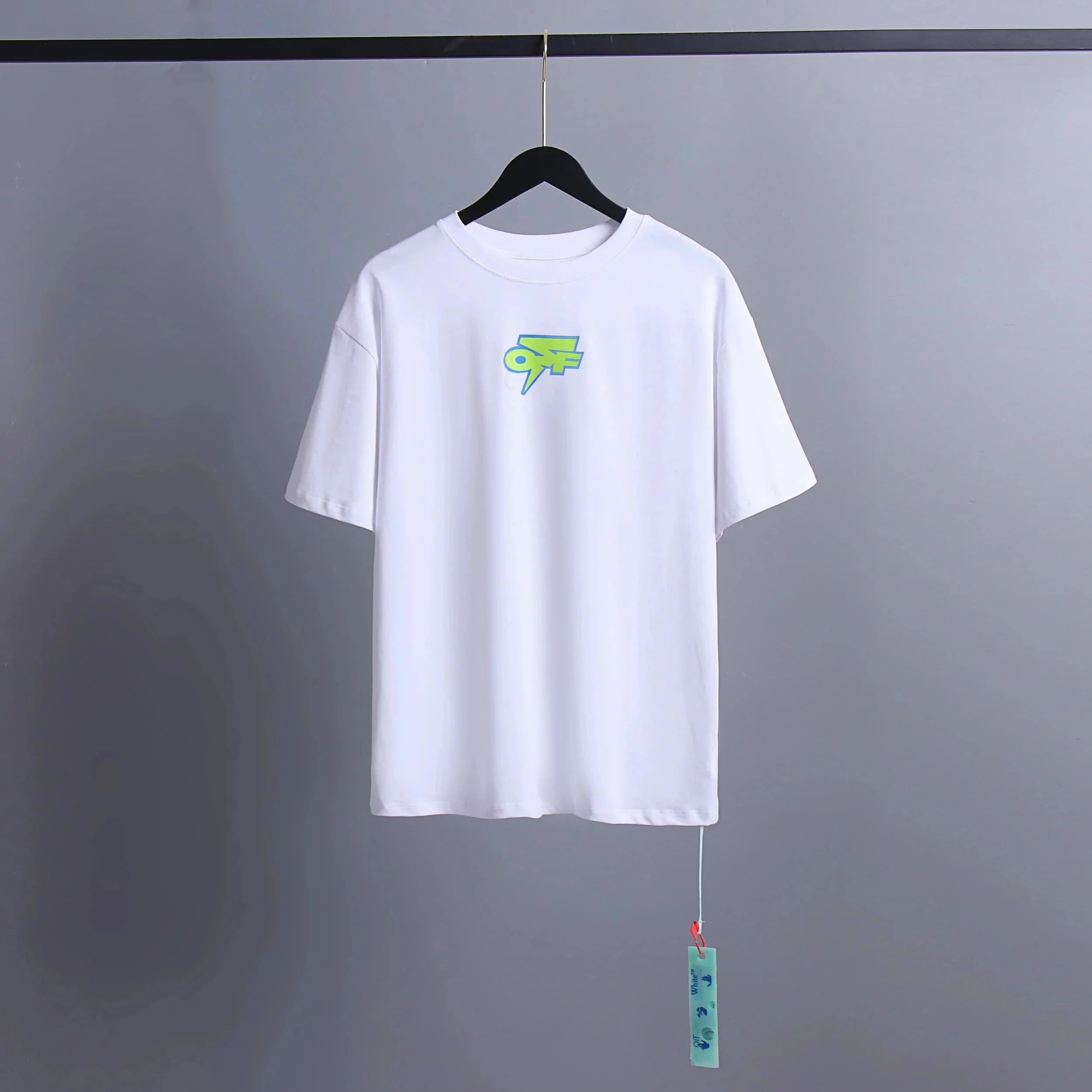 04 White 005