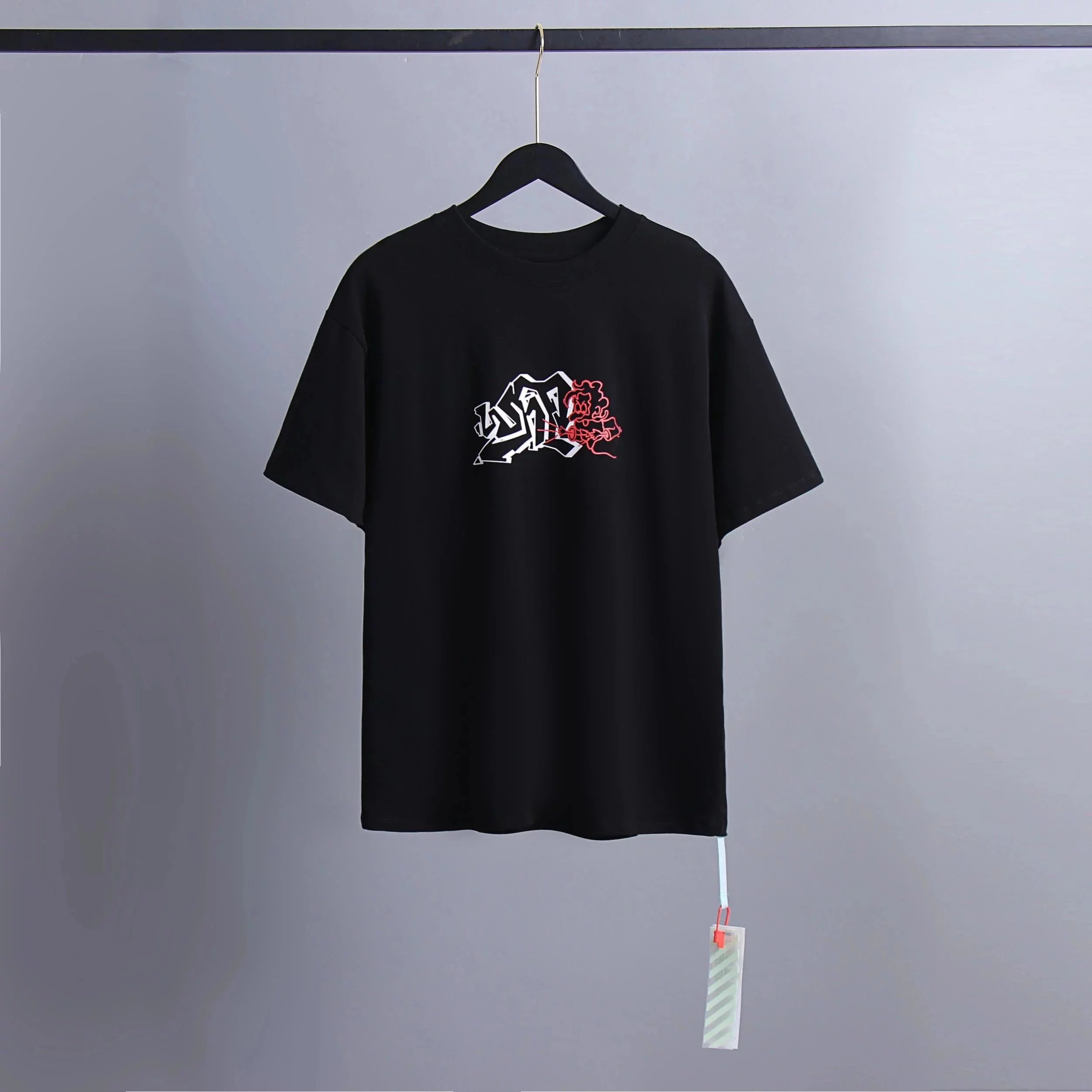 05 Black 005