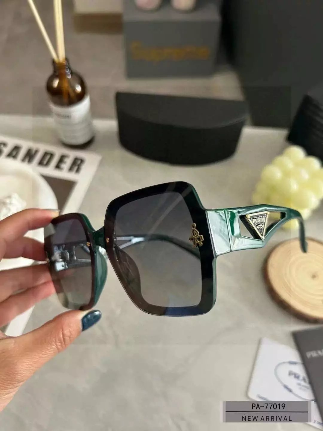 02 Dark green 006