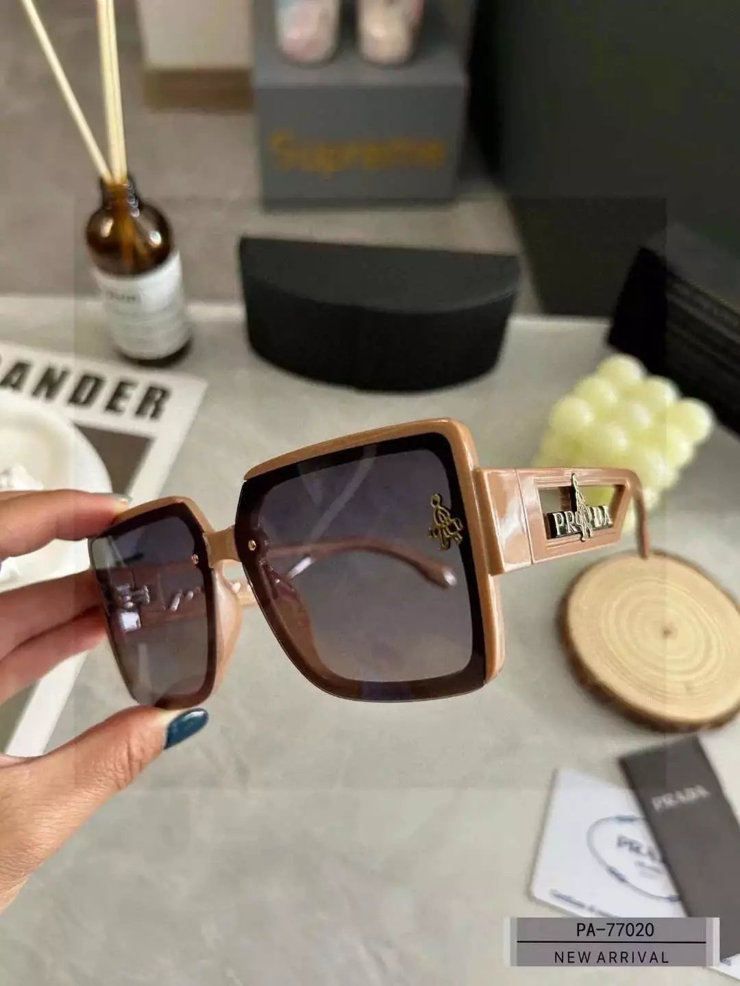 04 Brown 006