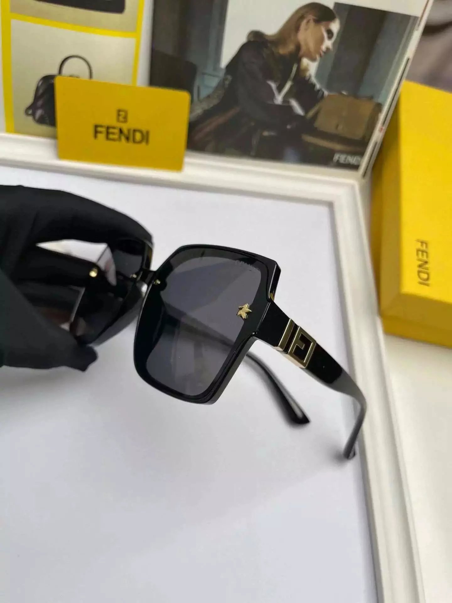 34 Black 006