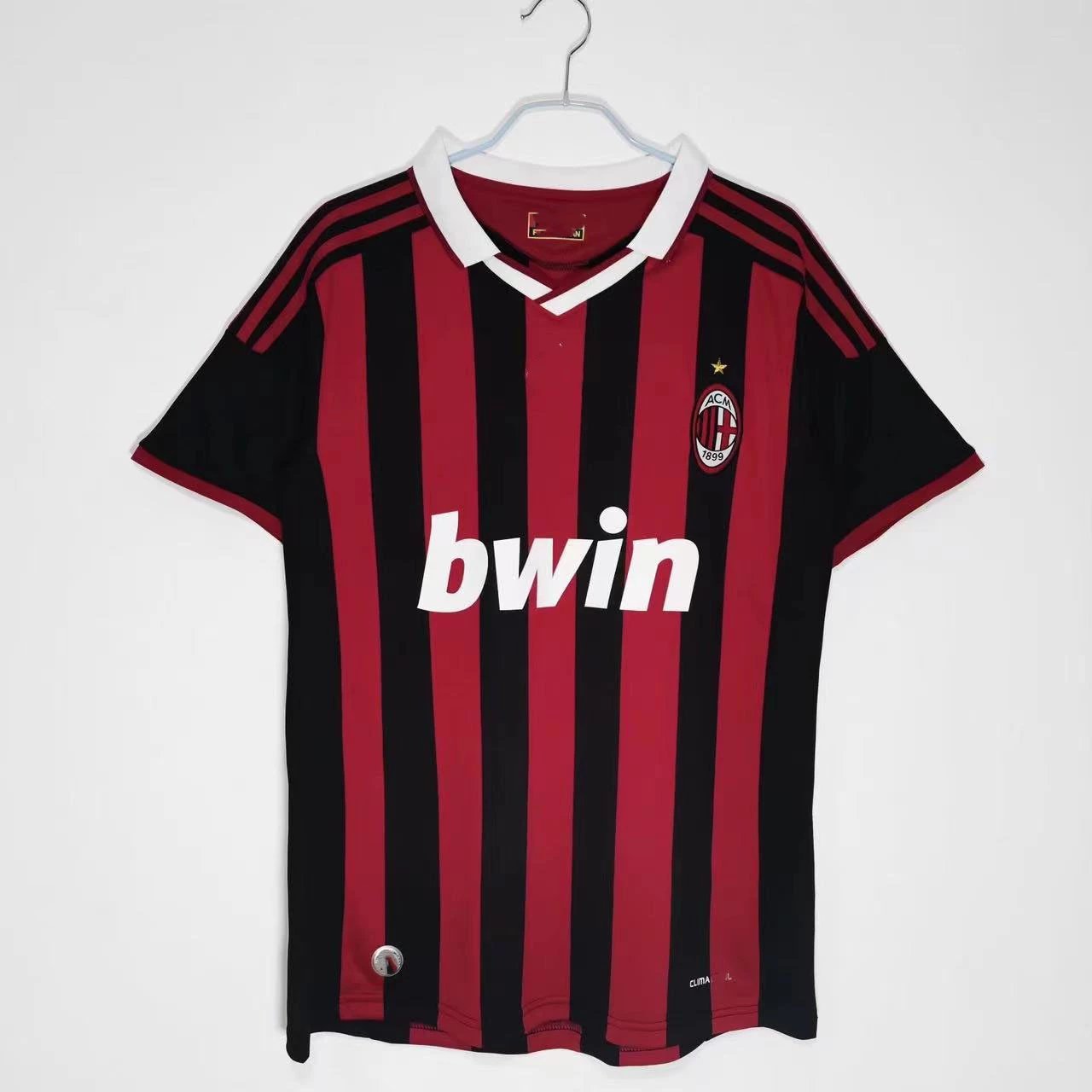 23 Red and black 006