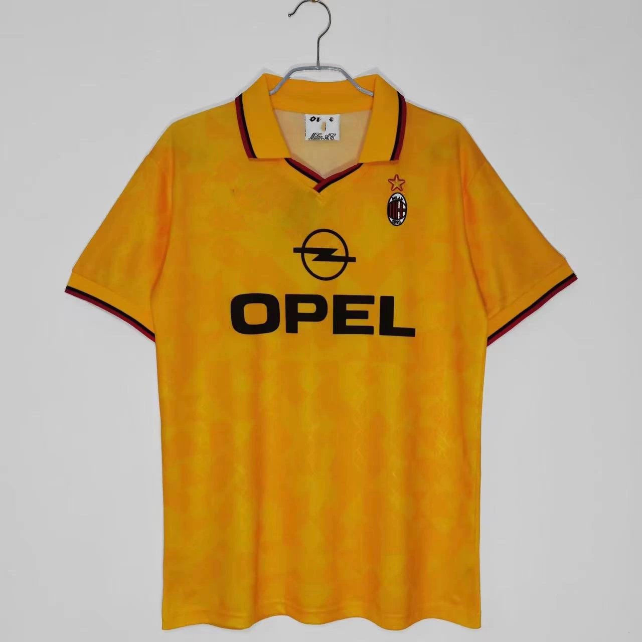 26 Yellow 006