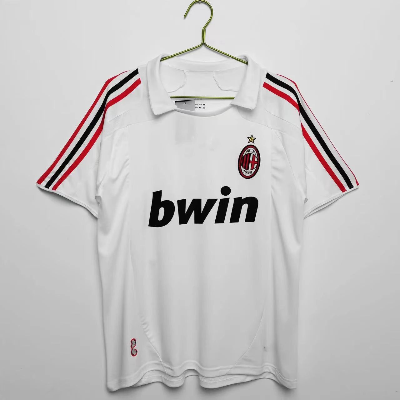 28 white 006