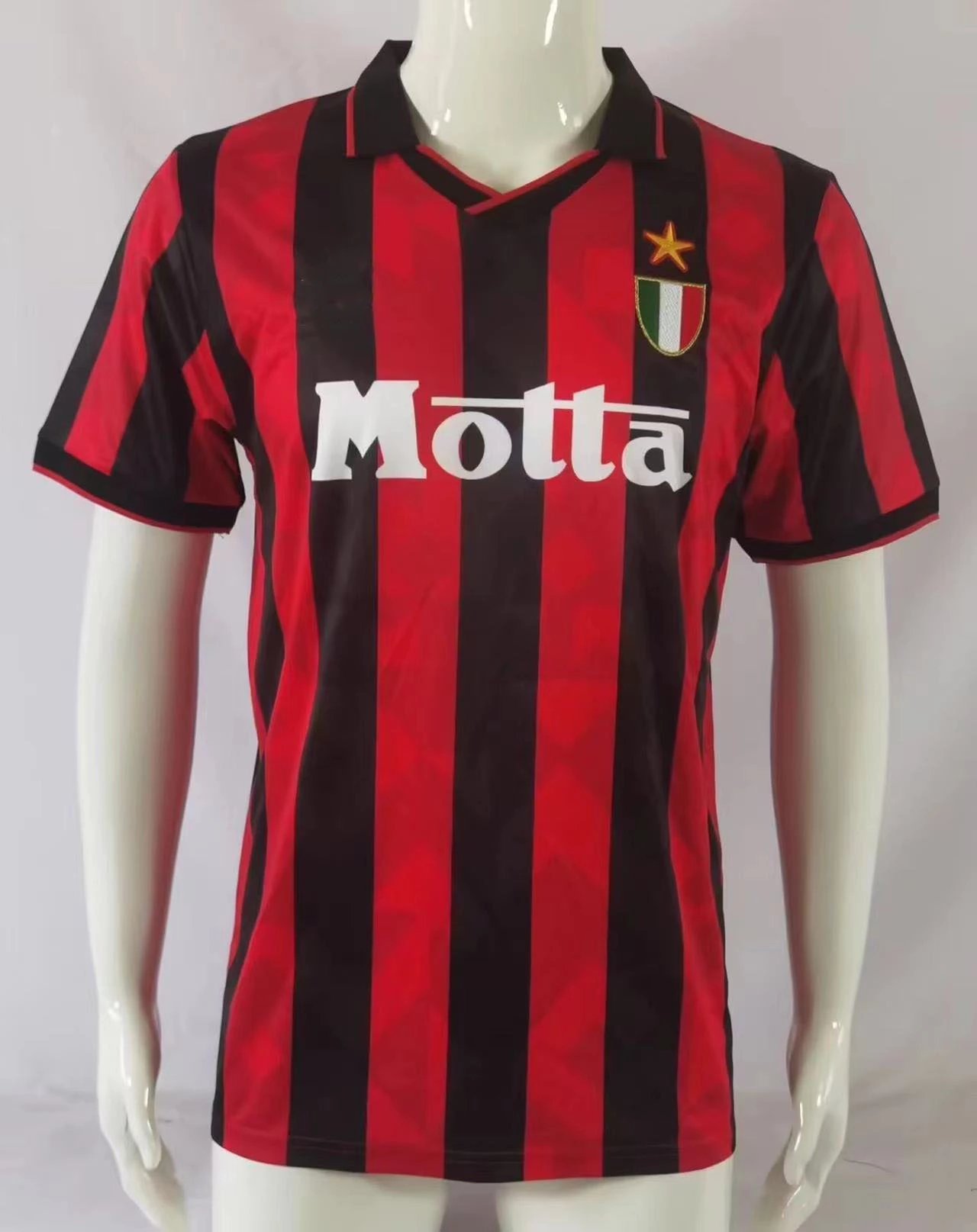 13 Red and black 006