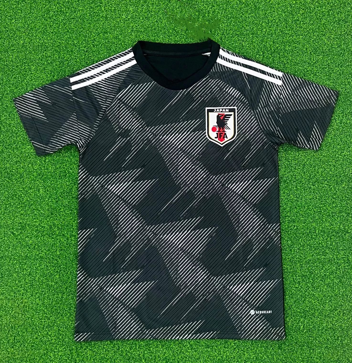 09 Black Grey 006