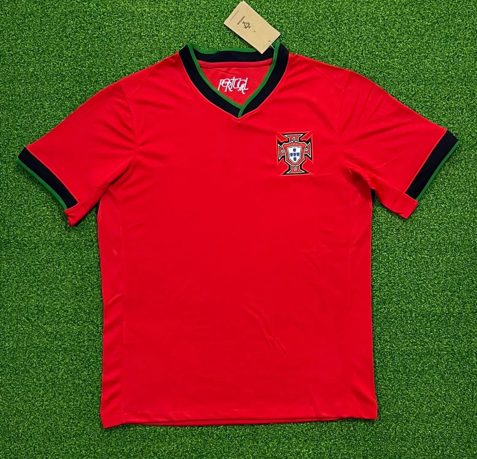 32 Red 006