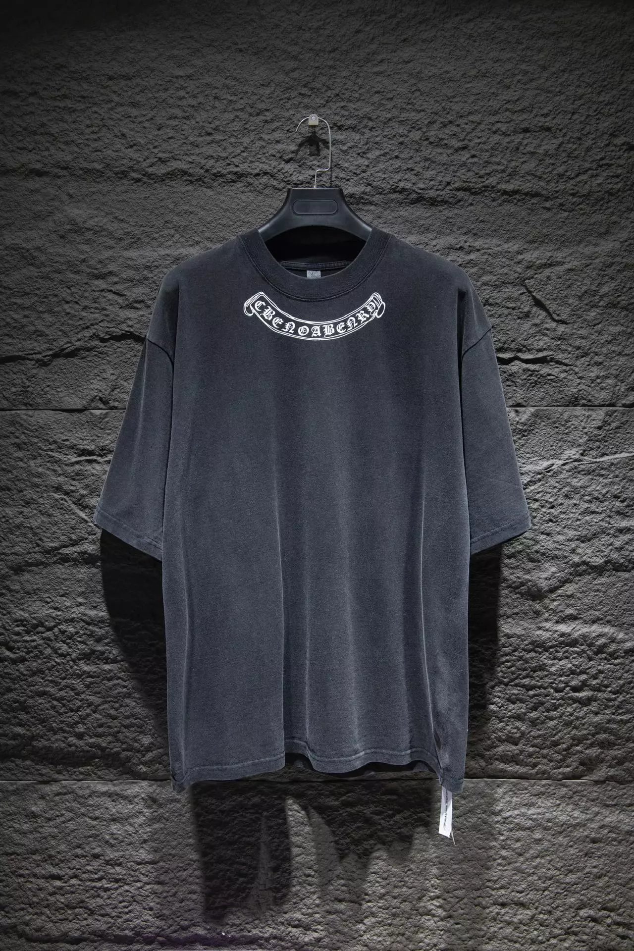 18 Black 005