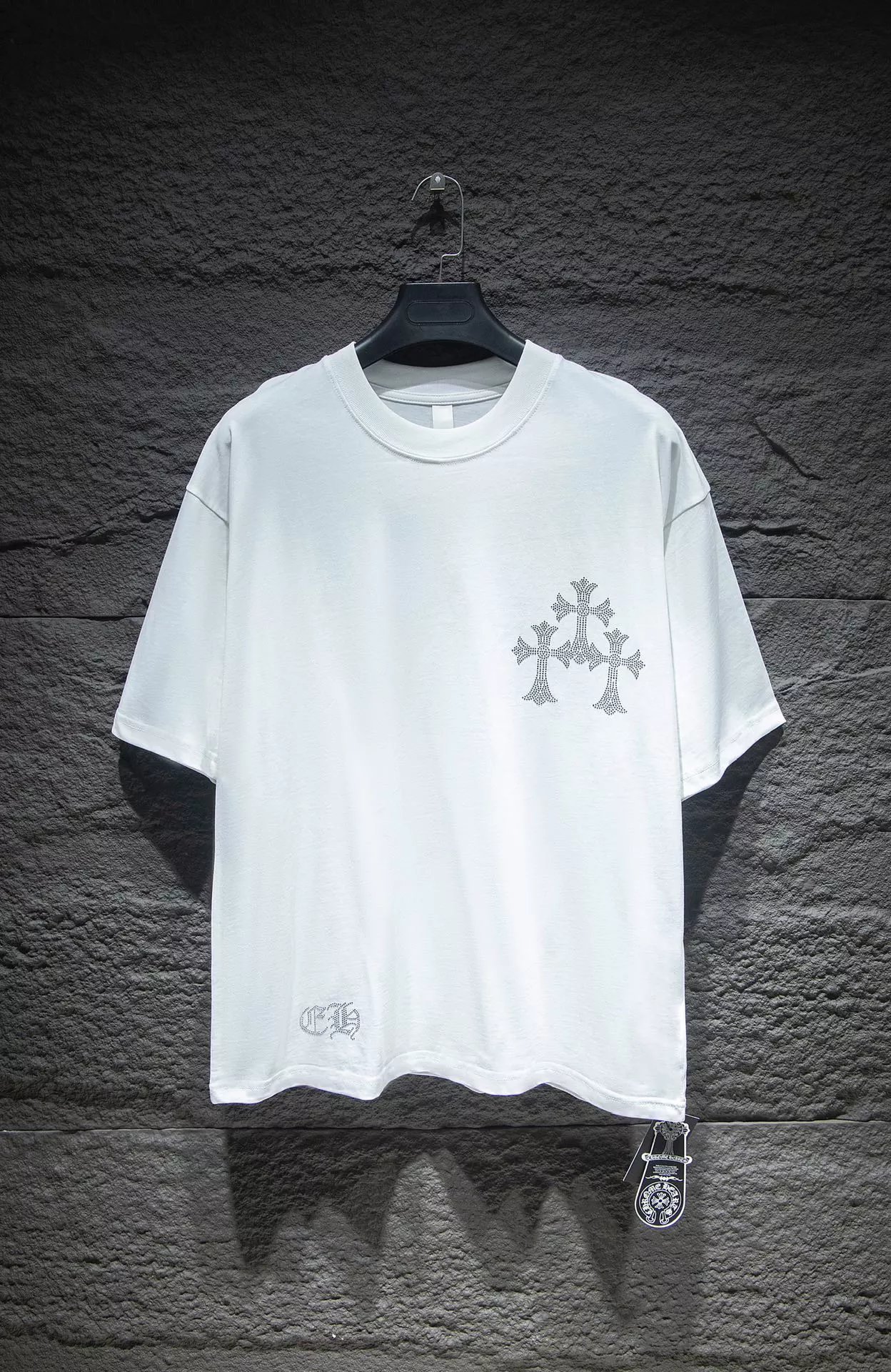 19 white 005