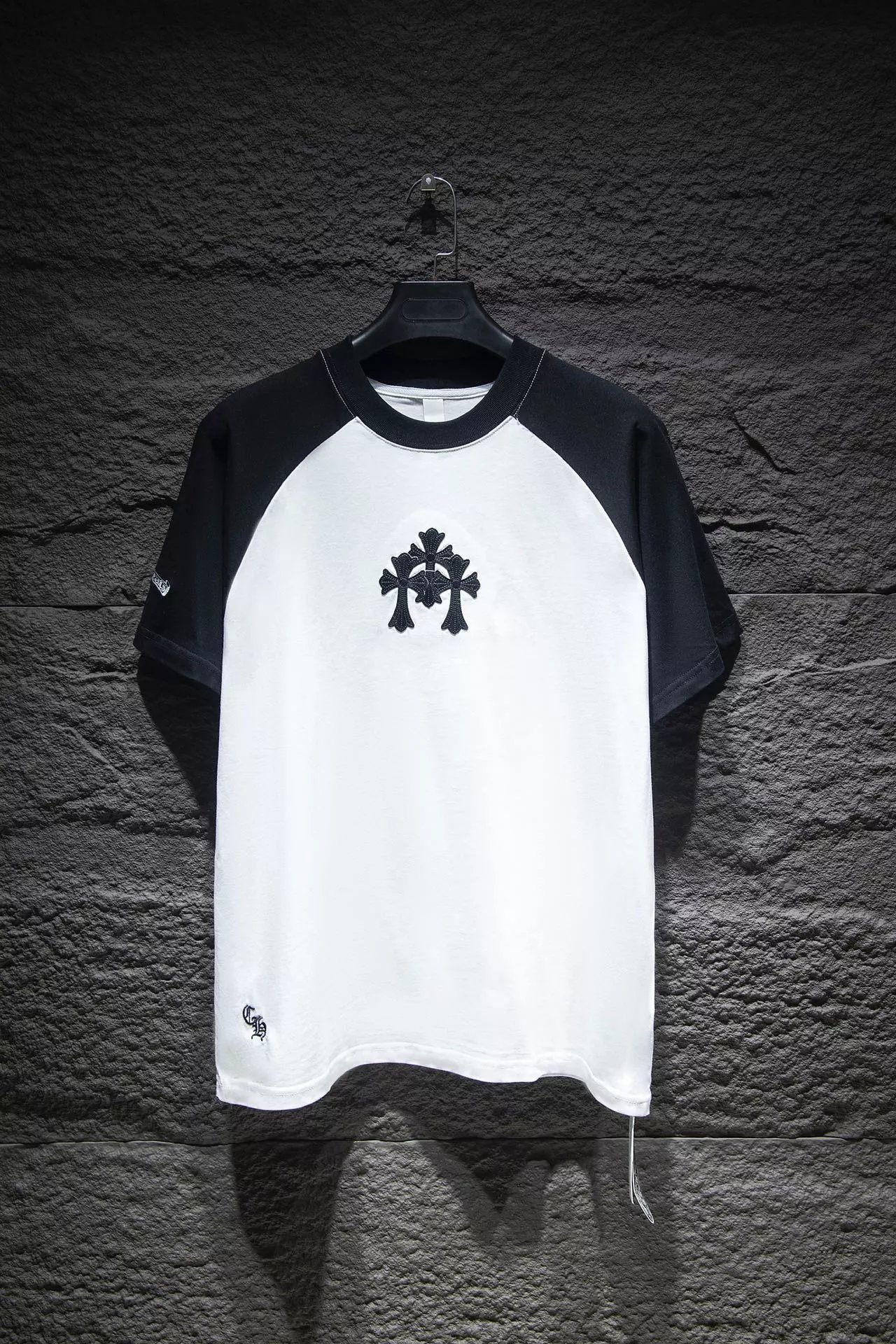 26 white 005