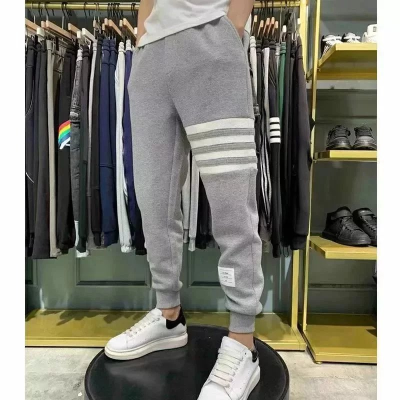Gray stripes 002