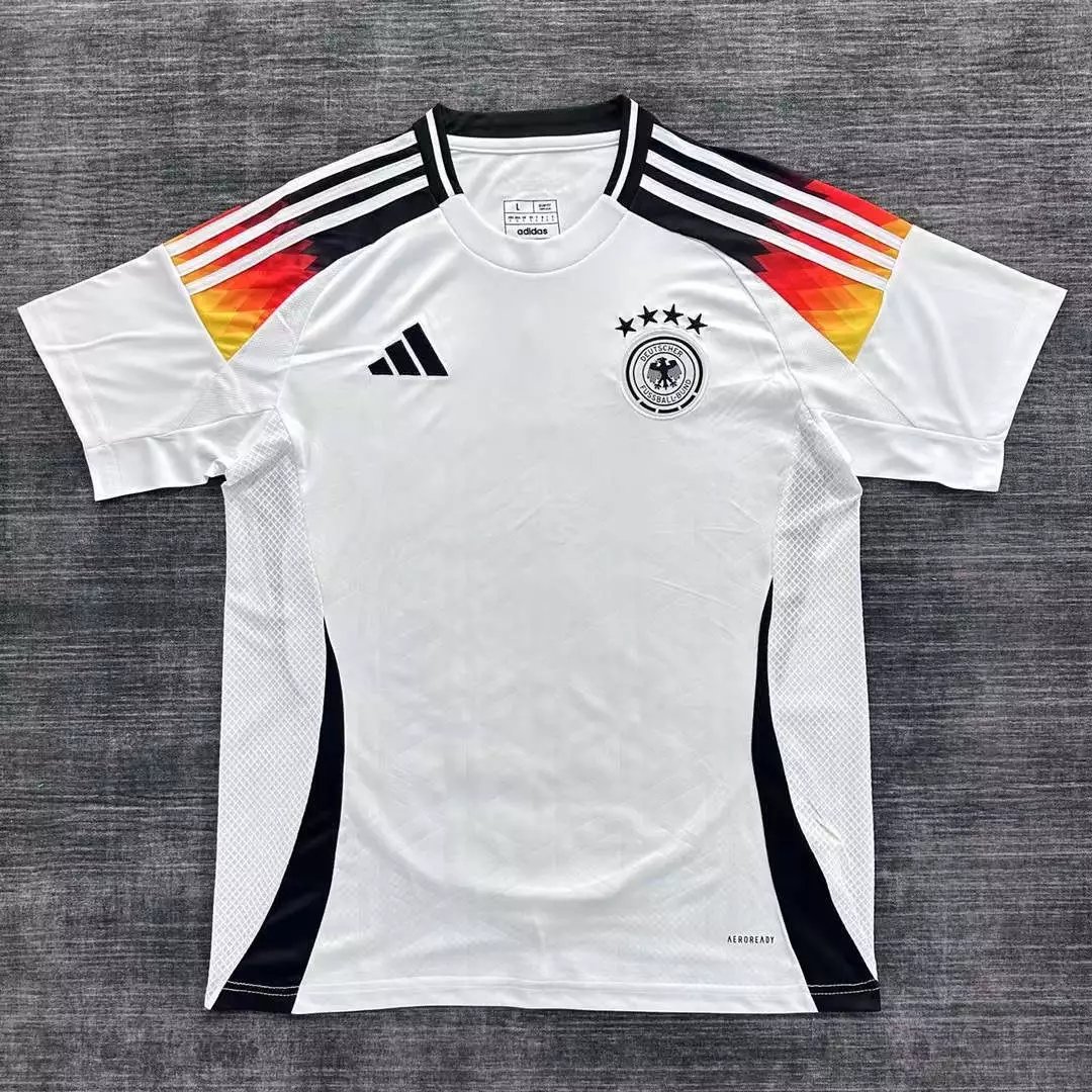 29 white 006
