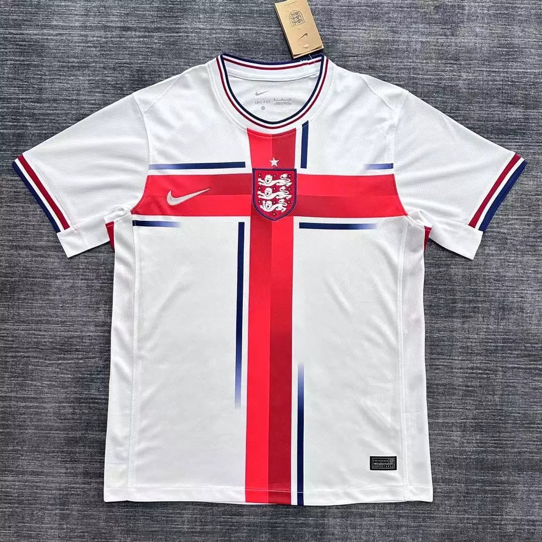 35 white 006