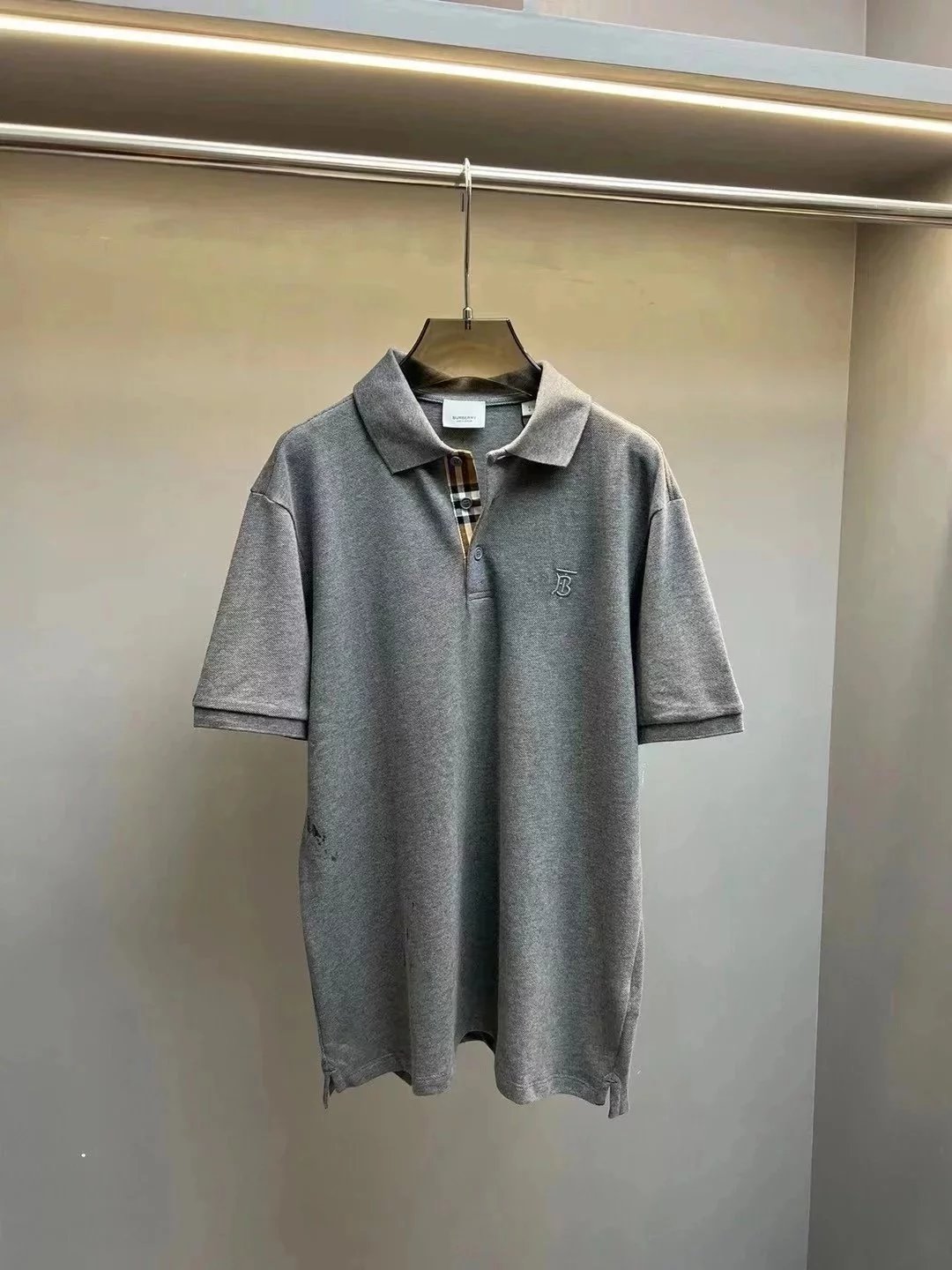 Pure gray 002