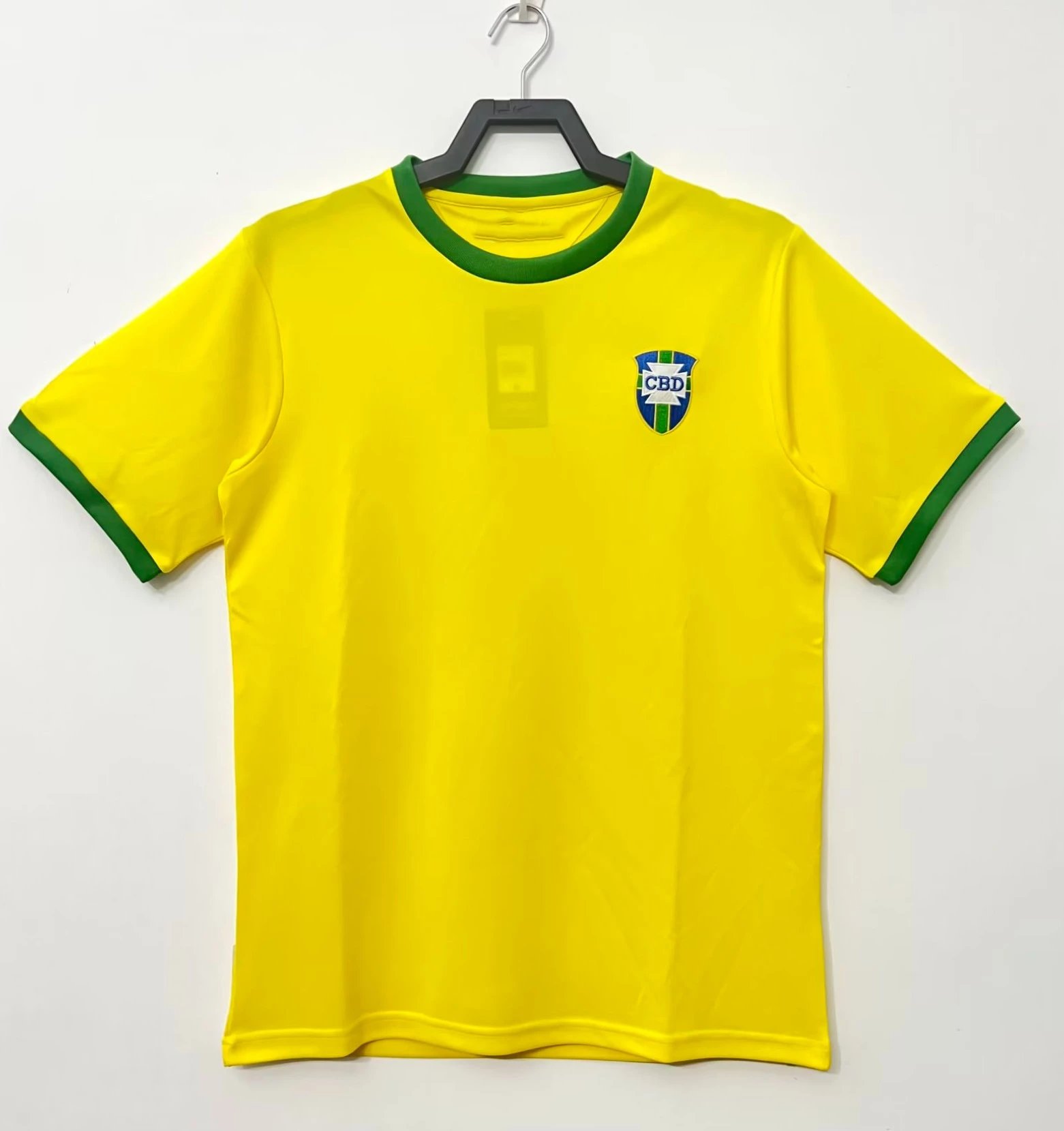 28 Yellow 006