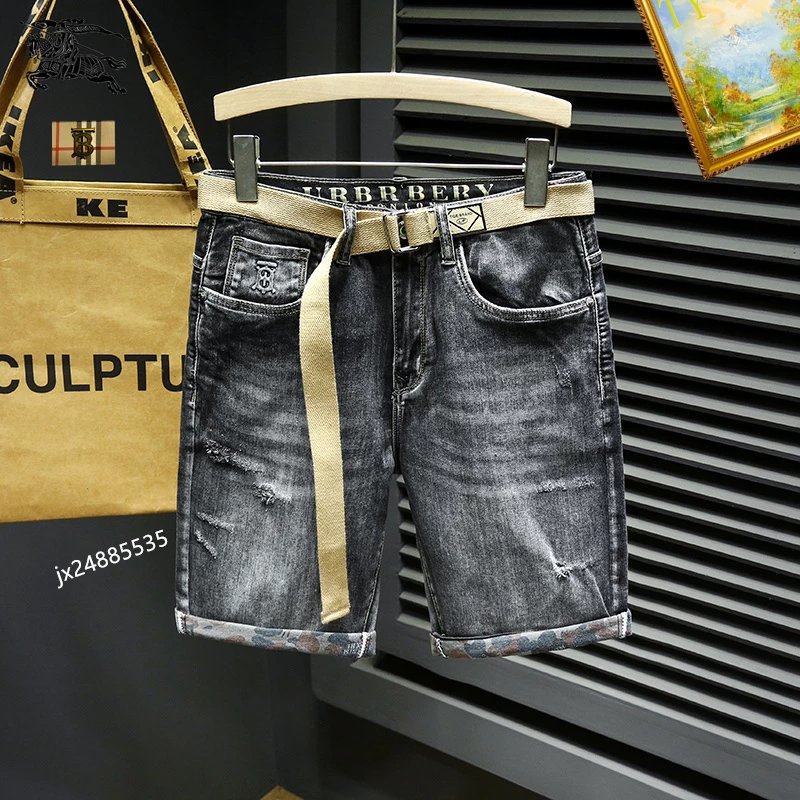 21 Black 005