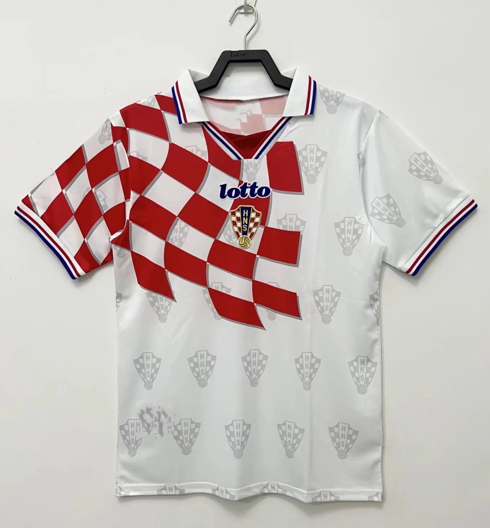 23 white 006