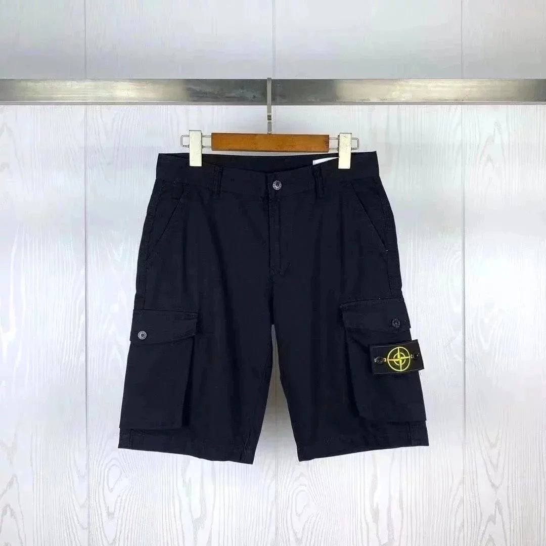 16 Black 002