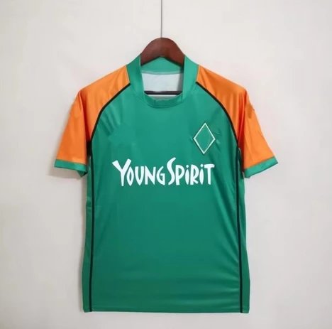 03-04 Werder Bremen Green