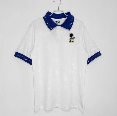 94 Italy L white