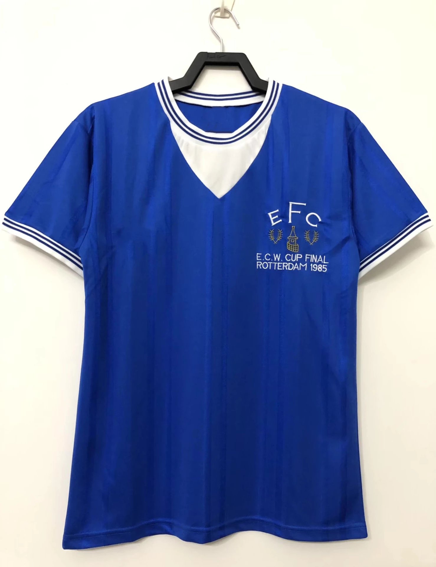 19 Blue 006