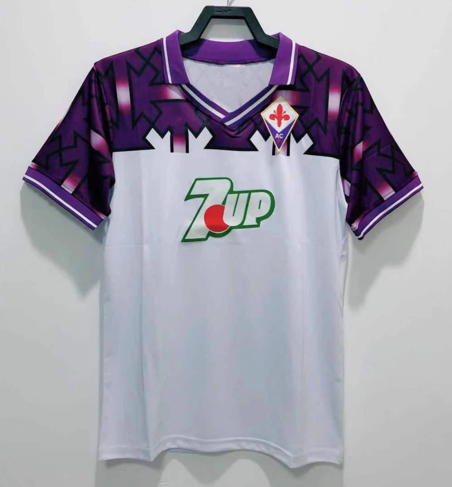 24 White 006