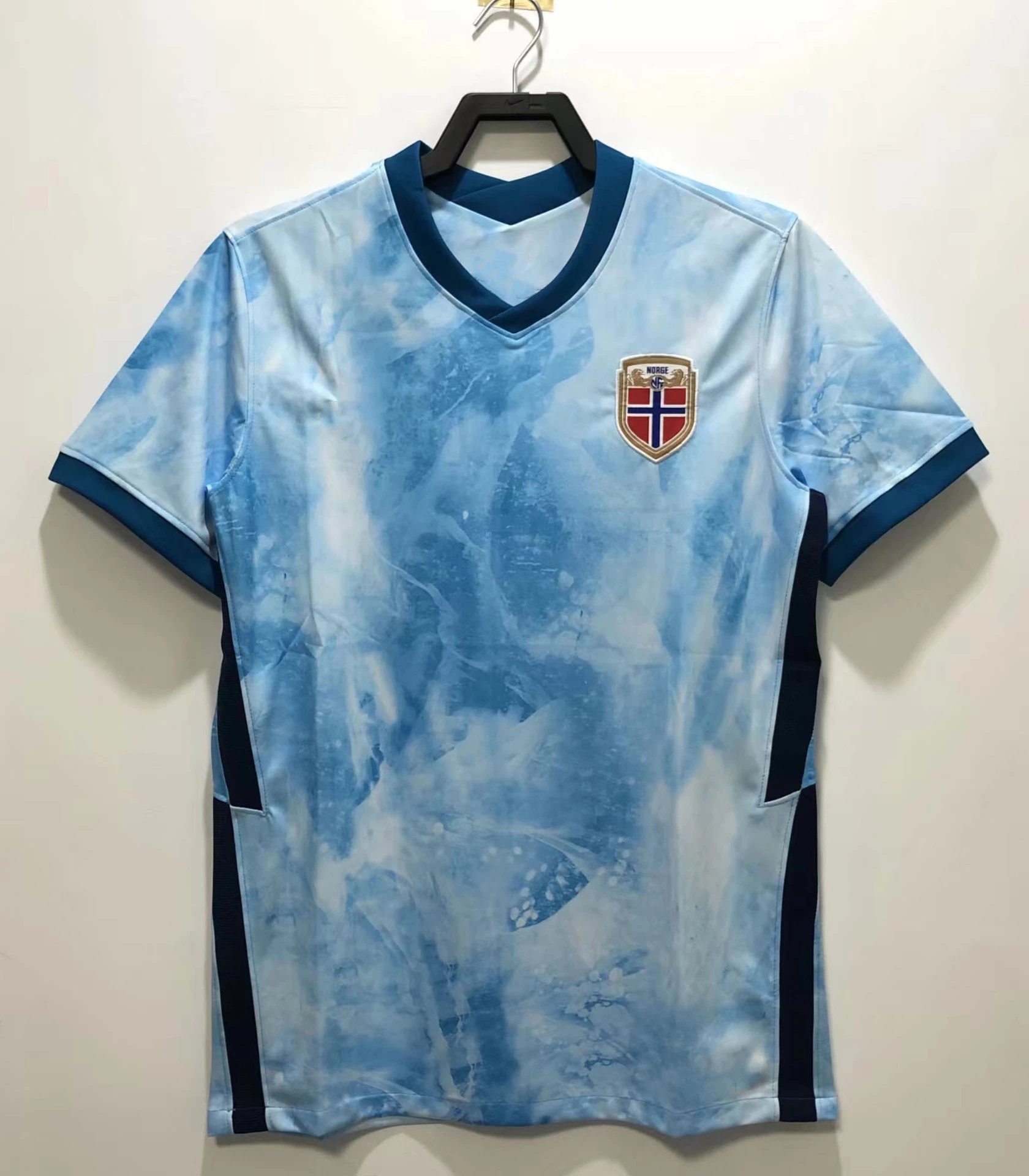 29 Blue 006