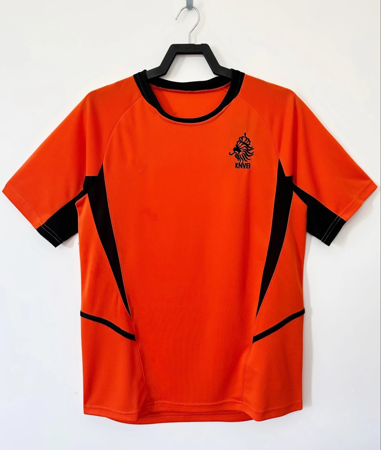06 Red 006