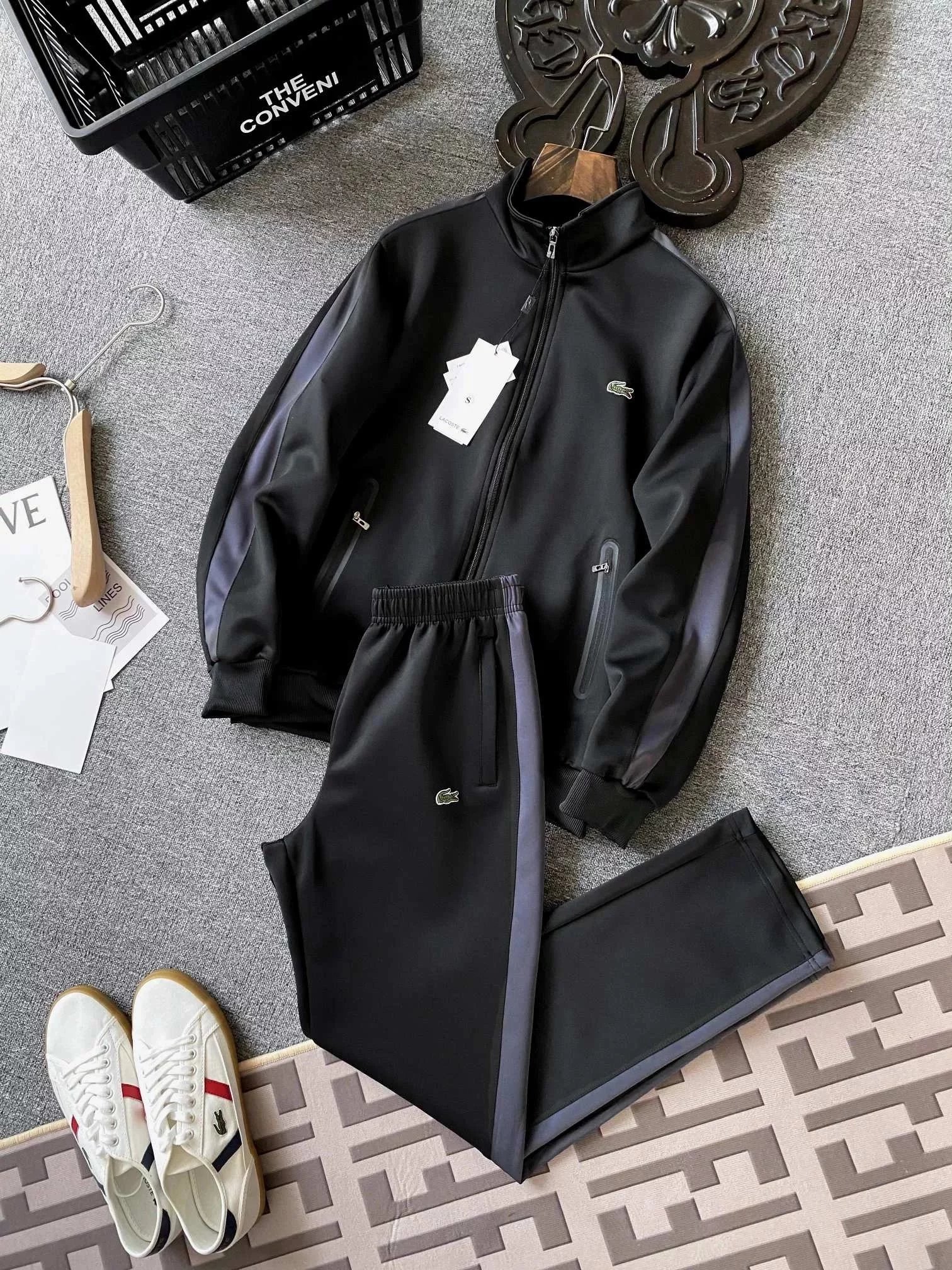 Black sportswear set 002