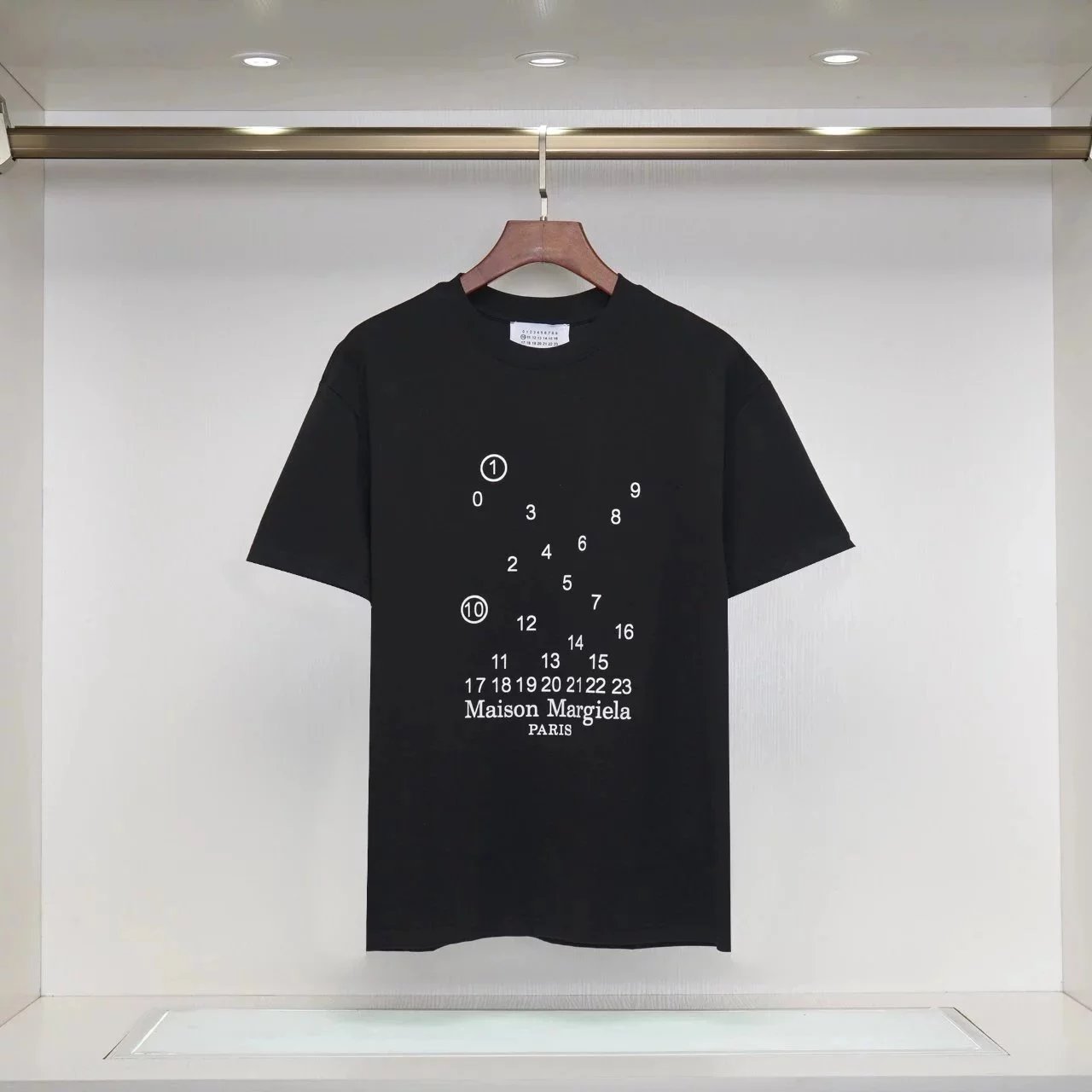 Black numeric and alphabetic characters 005