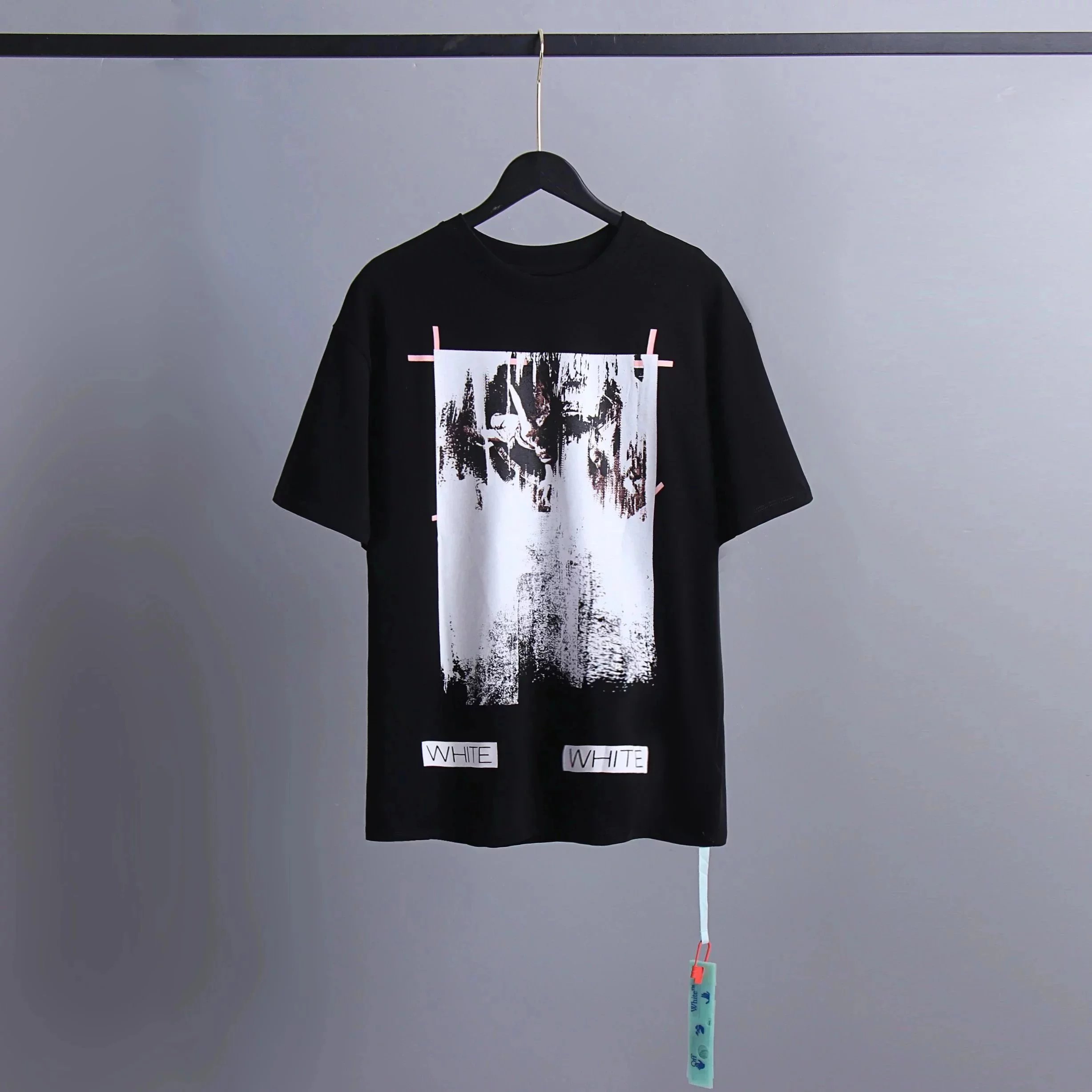 02 Black 005