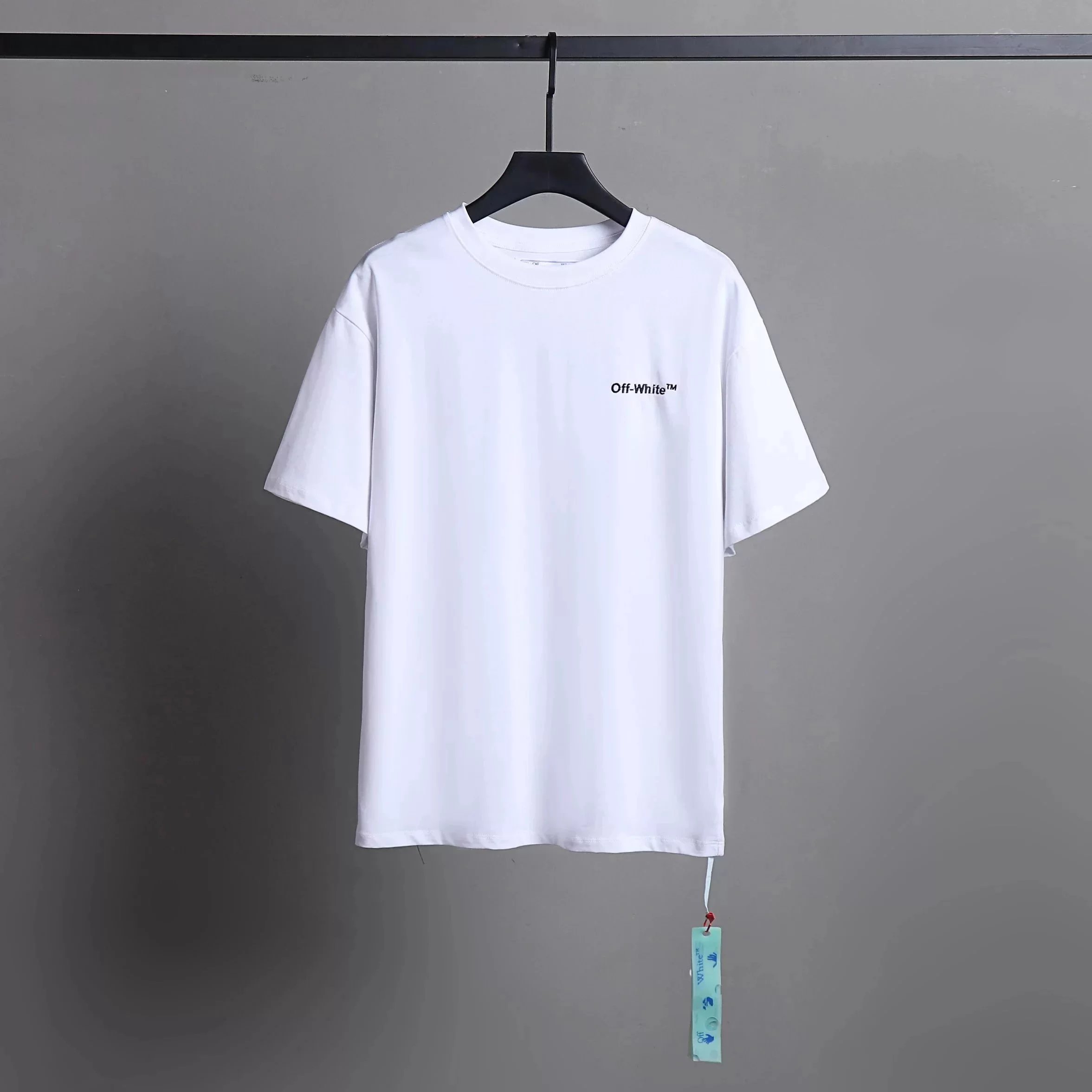 23 White 005
