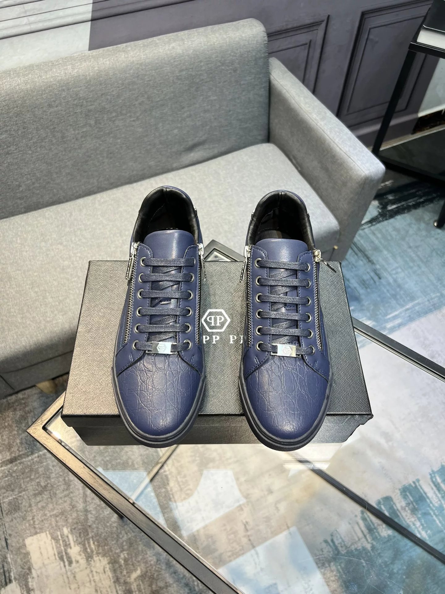 20 Blue 005