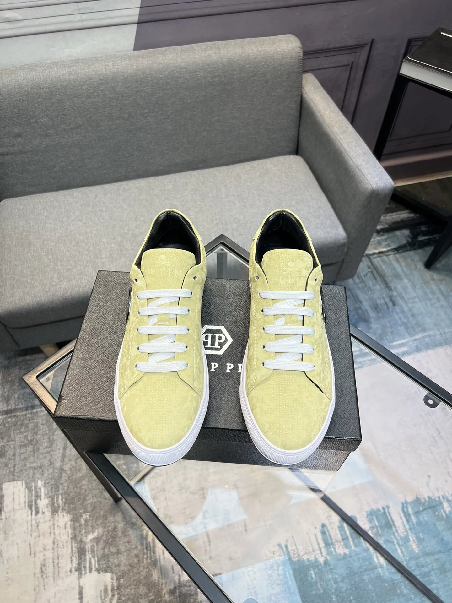 28 yellow 005