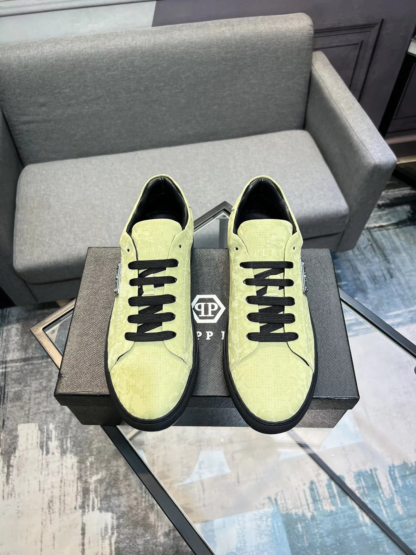 35 yellow 005