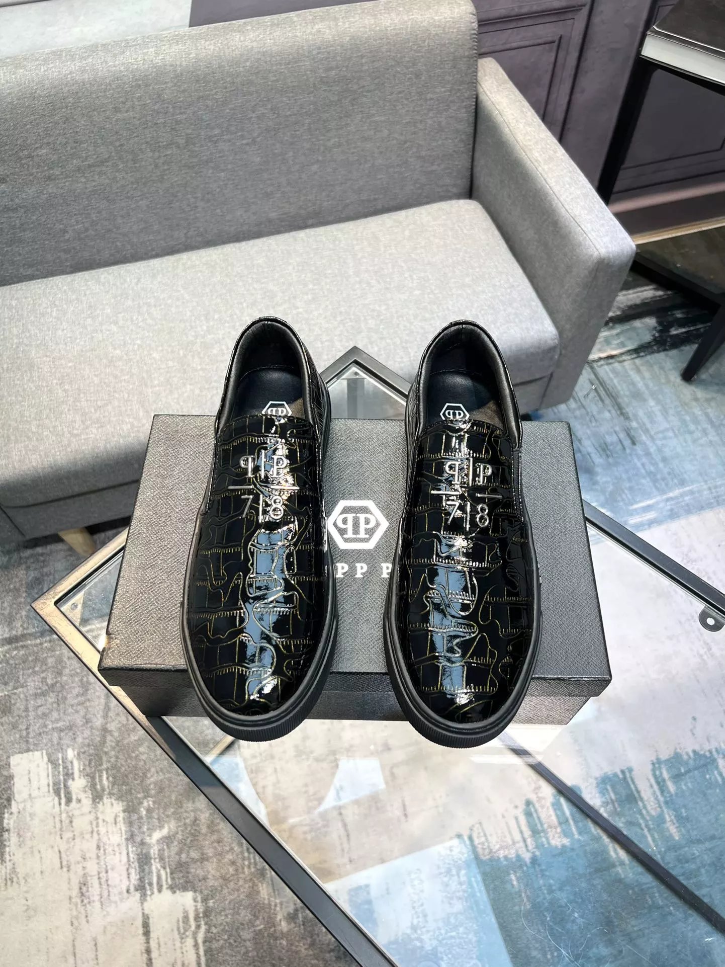 40 black 005