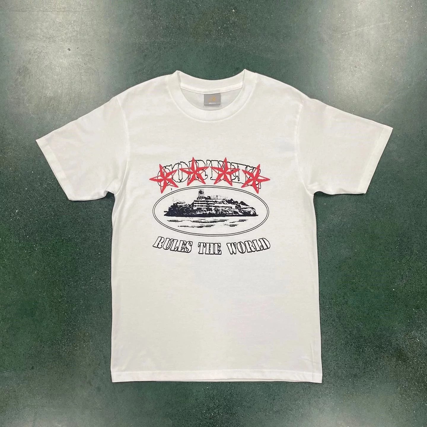 39 white