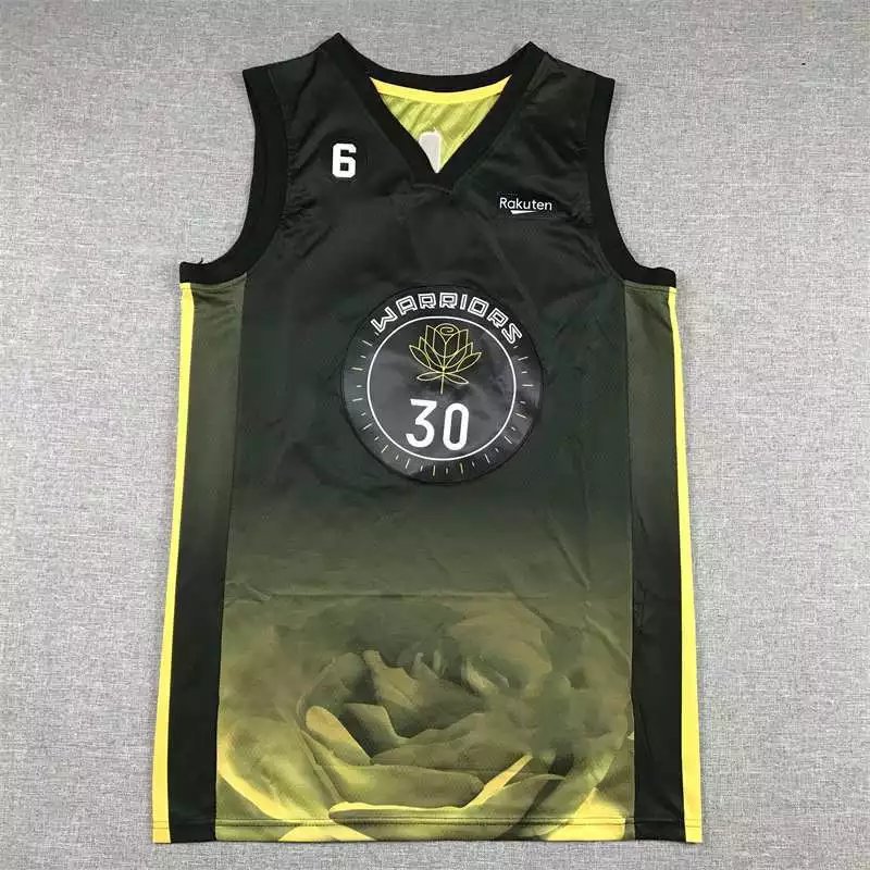 Black and yellow 30