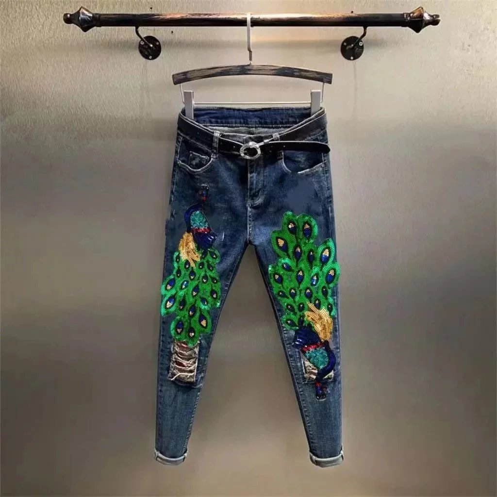 Peacock 002