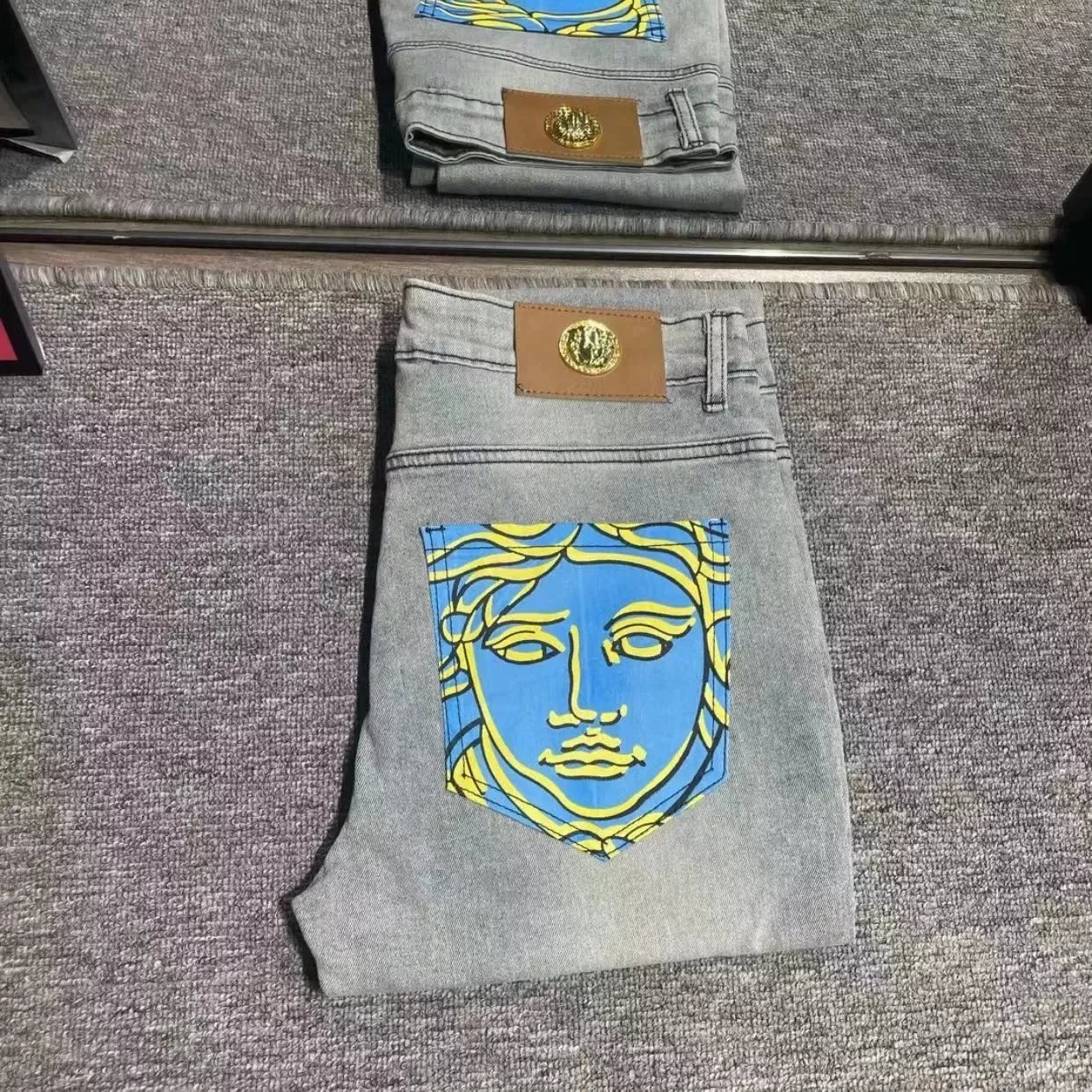 Blue Head Pocket 002