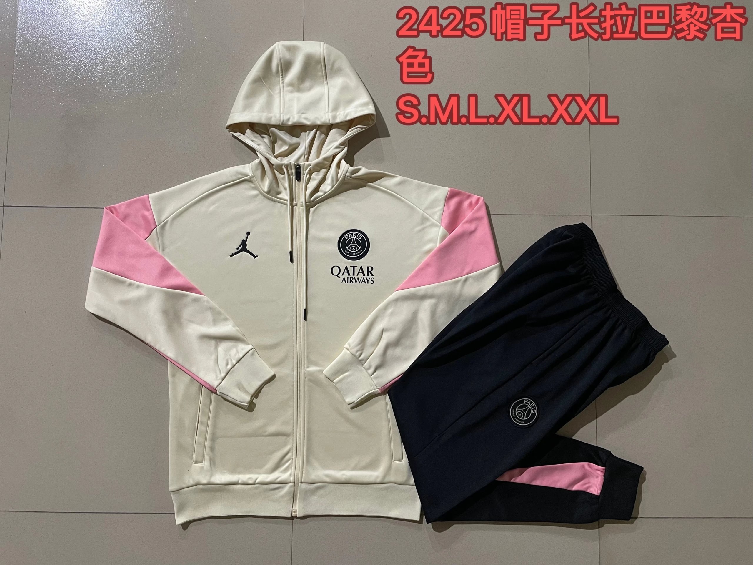 08 White and gray 006