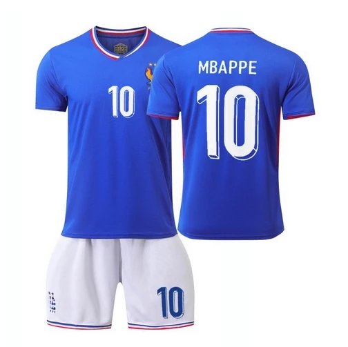 24 France’s No. 10 at home