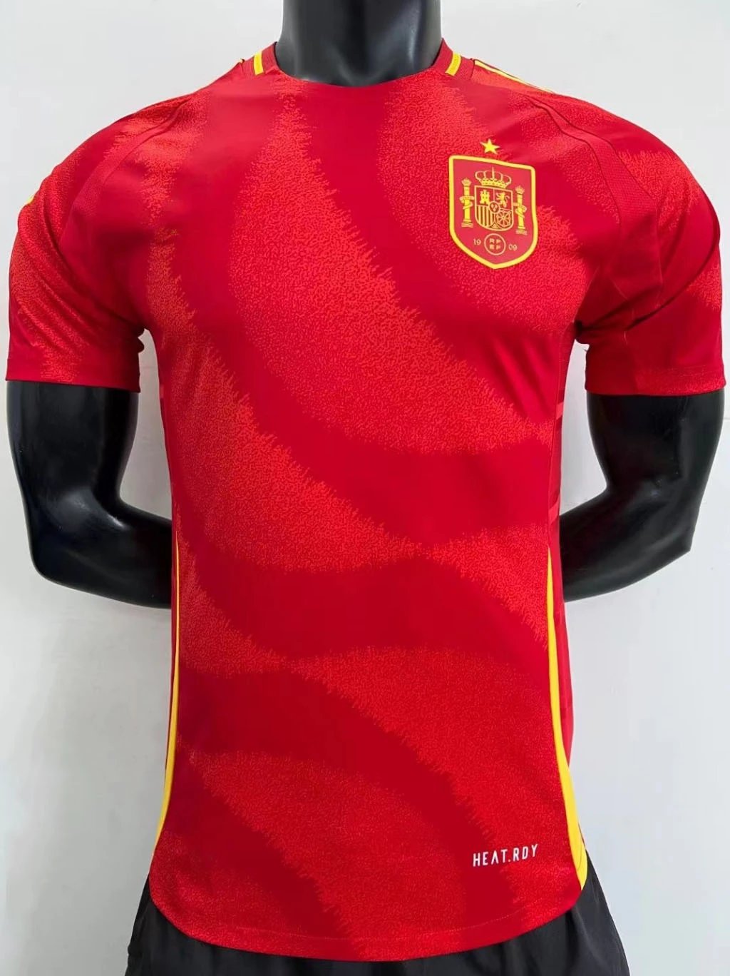 30 red 006