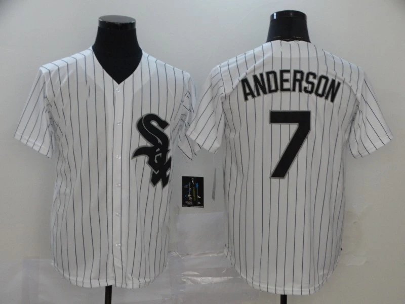 White Sox fans white 7