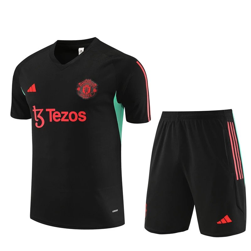 16 Black 006