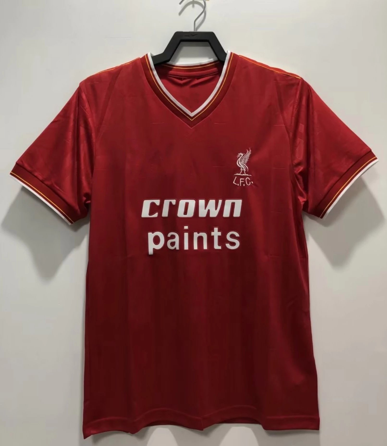27 Red 006