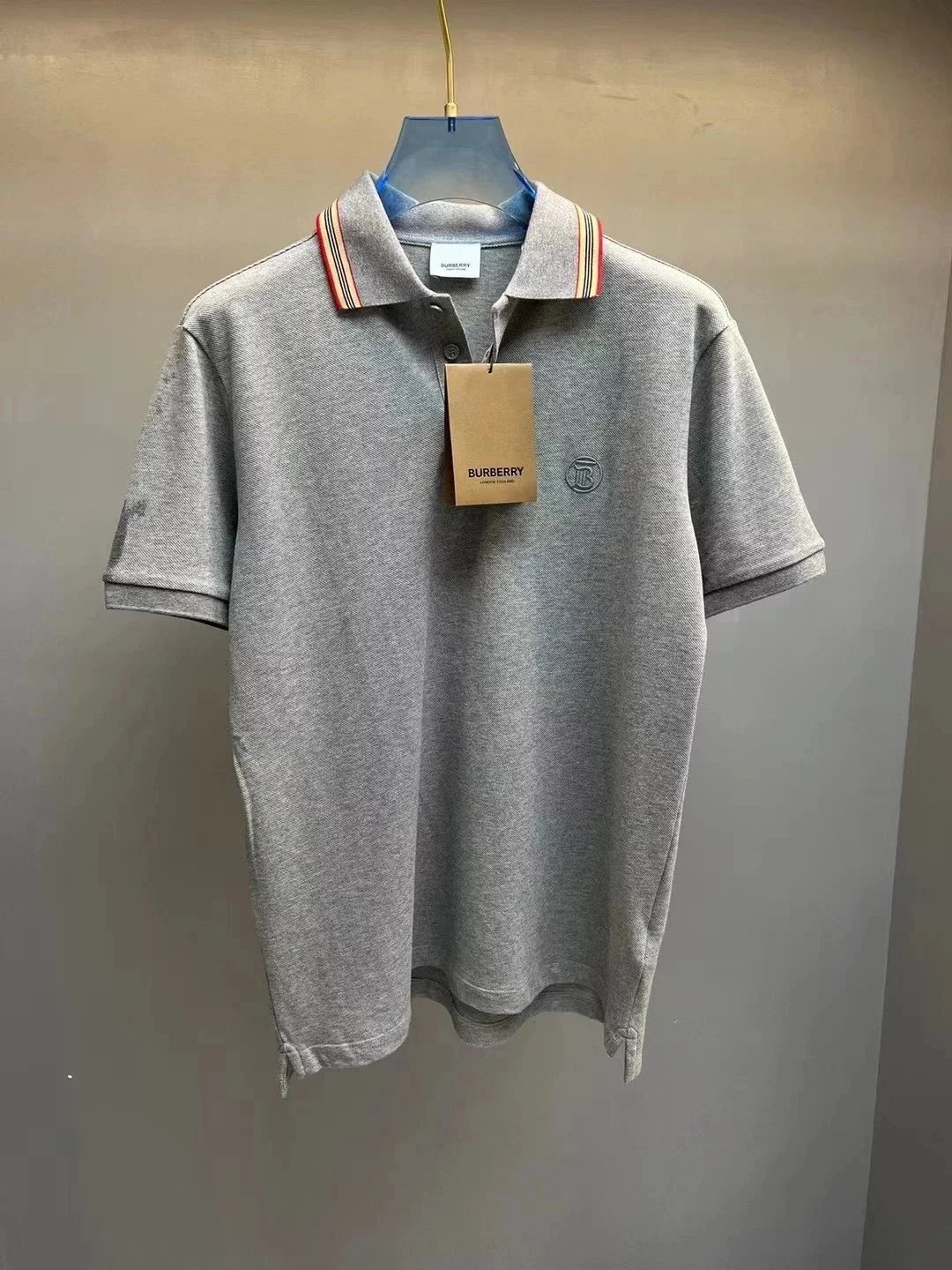 Striped collar in pure gray 002