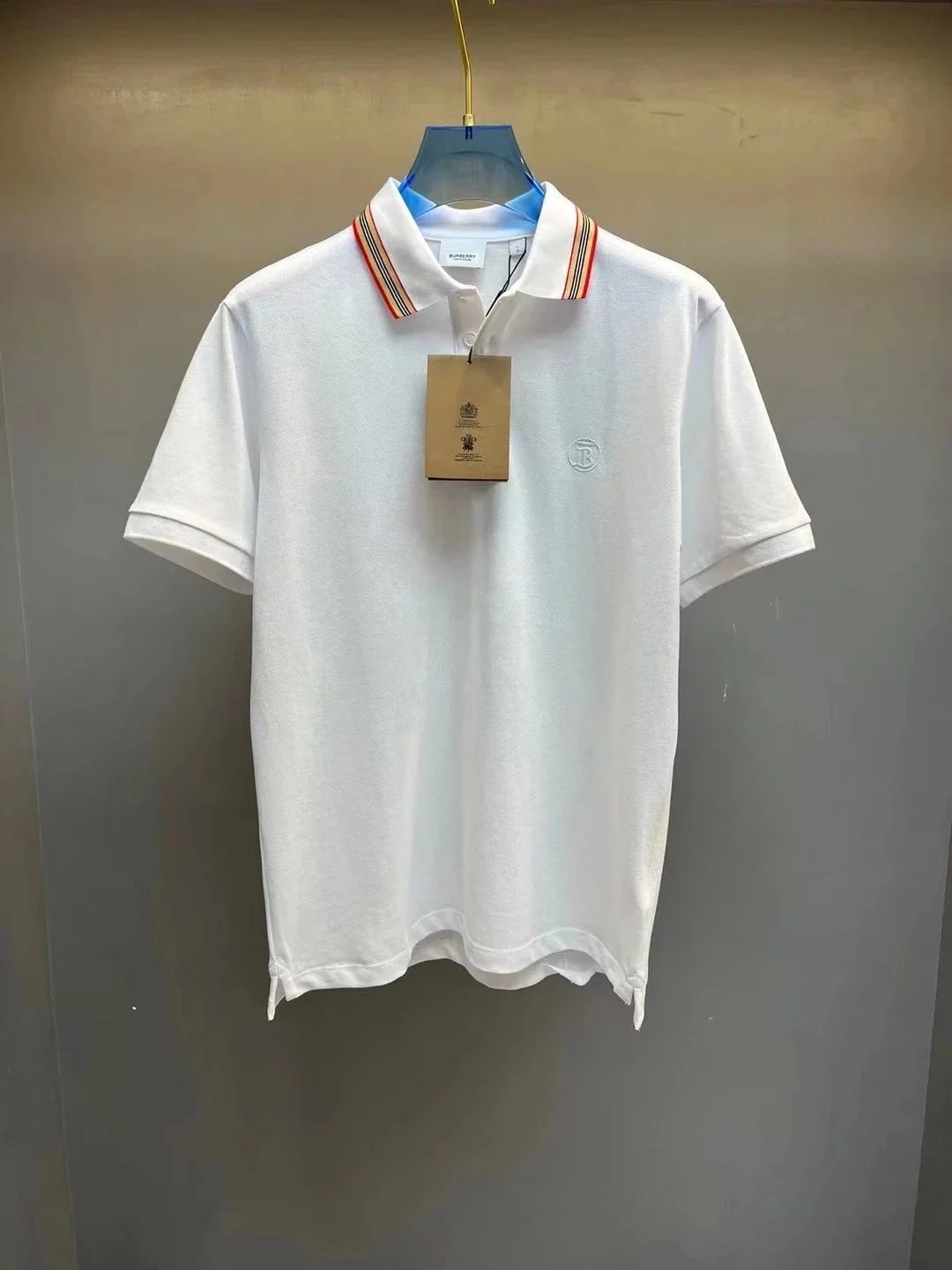 Pure white striped collar 002